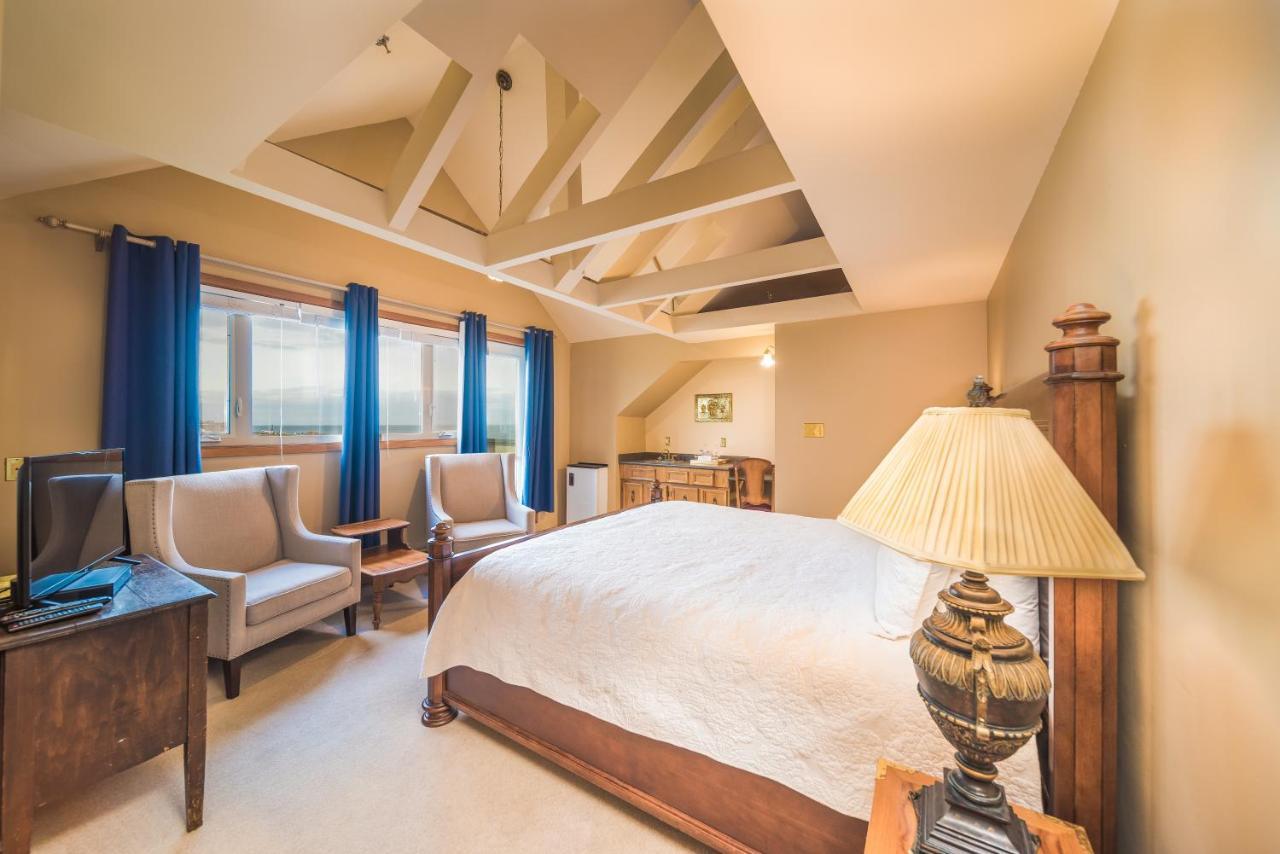 Dashwood Manor Seaside Bed & Breakfast Victoria Dış mekan fotoğraf