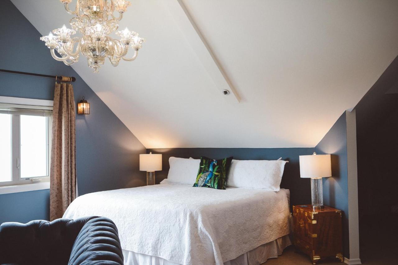 Dashwood Manor Seaside Bed & Breakfast Victoria Dış mekan fotoğraf