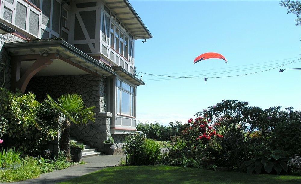 Dashwood Manor Seaside Bed & Breakfast Victoria Dış mekan fotoğraf