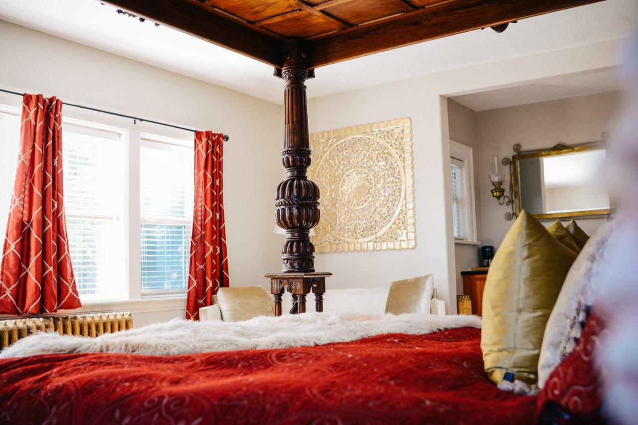 Dashwood Manor Seaside Bed & Breakfast Victoria Dış mekan fotoğraf
